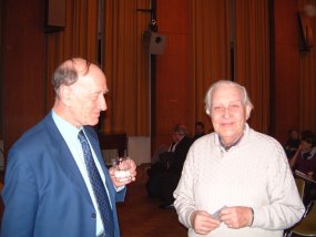 Prof. Dr. Christian Meier (links) im Gespräch mit Herrn StD a.D. Arthur Rieck