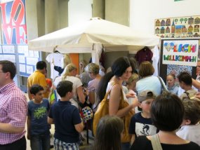 Moltke-T-Shirts und Polohemden waren gefragt